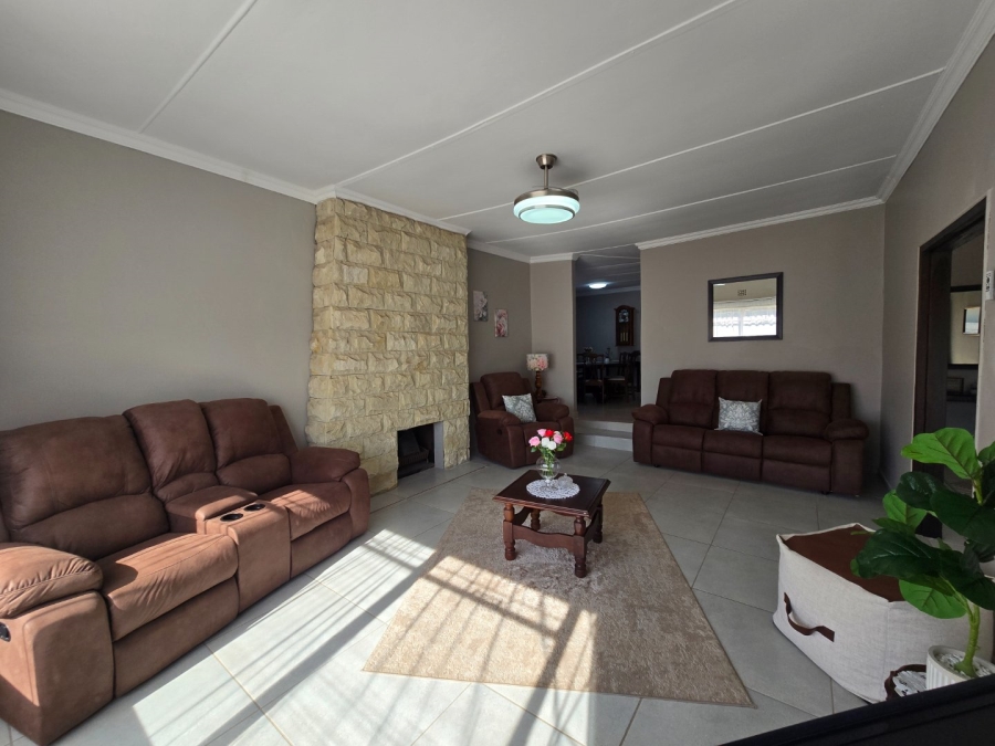 4 Bedroom Property for Sale in Bayswater Free State